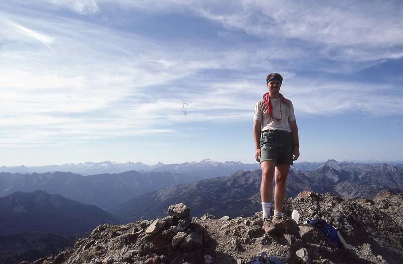 1986-068 Ingalls Peaks Sep-1986 Me S Pk Summit.jpg